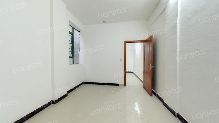 球场街3号二手房实景图