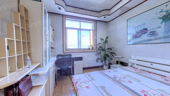 西十里铺19号院二手房实景图