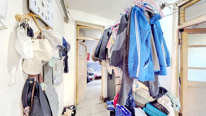 油漆厂宿舍(中山西路)二手房实景图