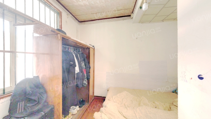 粮食大厦二手房实景图