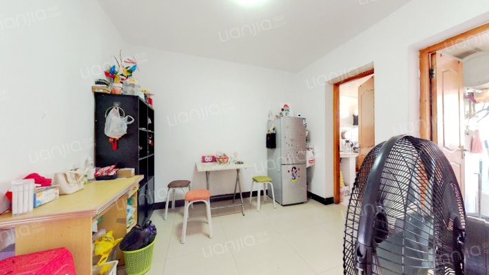 春馨园C区二手房实景图