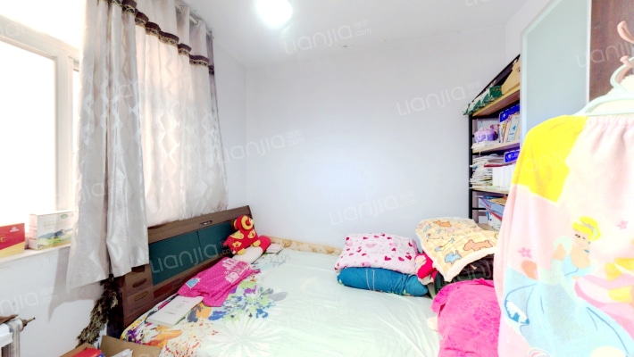 经一路四号院二手房实景图