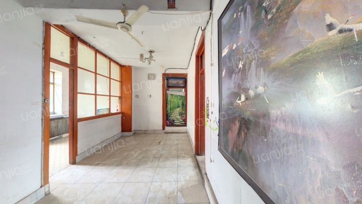 天主教堂宿舍二手房实景图