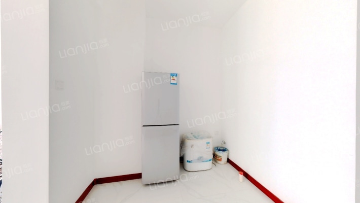 消防楼二手房实景图