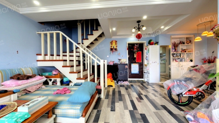 水岸丽舍二手房实景图