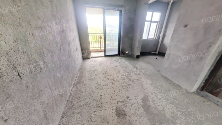 溶江苑二手房实景图