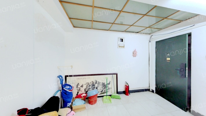 新华大厦二手房实景图