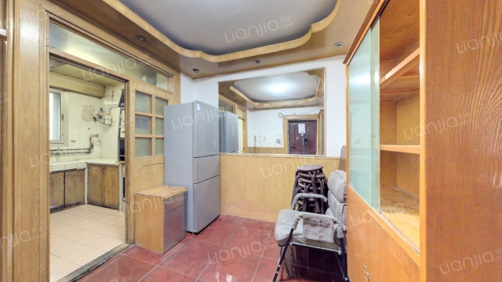 青年路51号二手房实景图