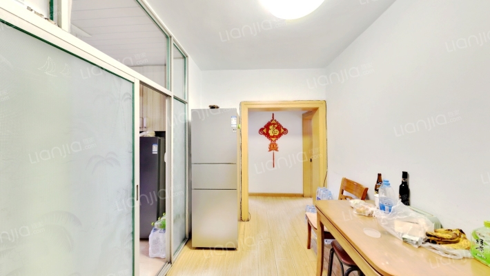 化油器宿舍二手房实景图