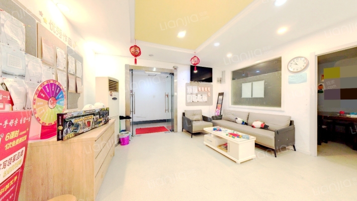 易发科技大厦二手房实景图