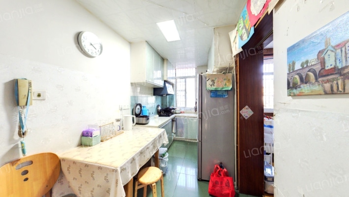 苜卫路35号二手房实景图