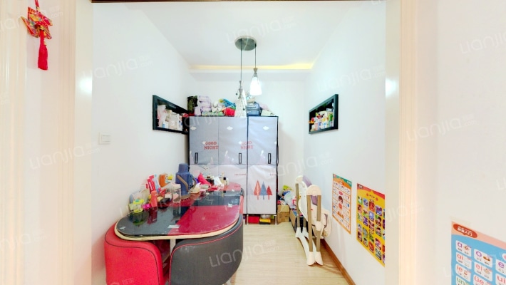 昆仑小区二手房实景图