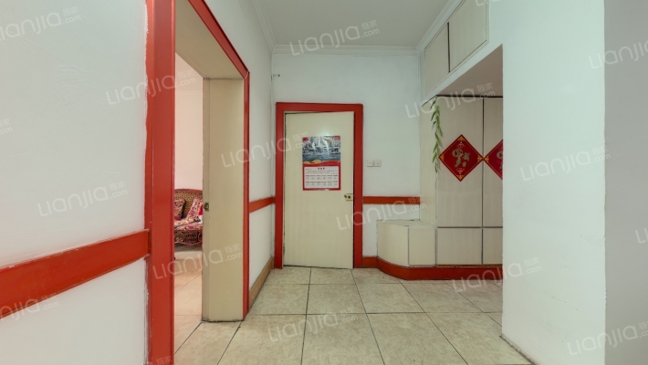 山东行政学院宿舍二手房实景图