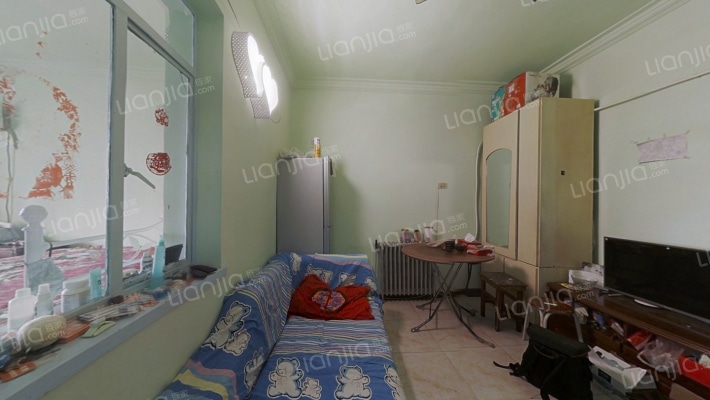 保靖里二手房实景图