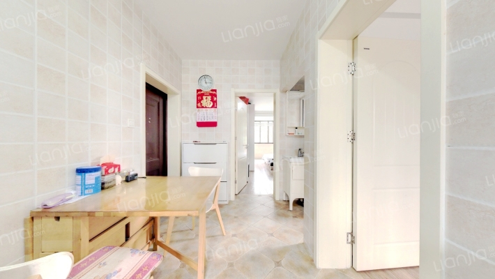 模范马路小区二手房实景图