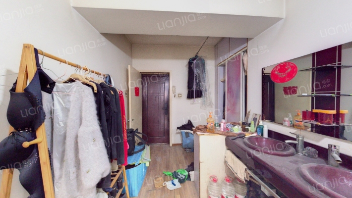 侯台花园二手房实景图