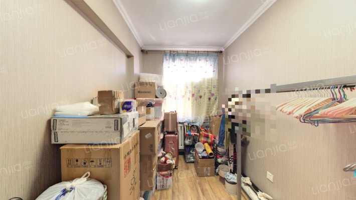 前进雅苑西区二手房实景图