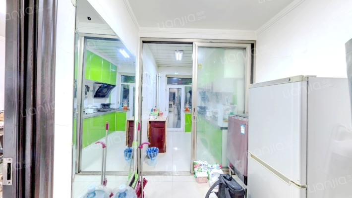 红旗示范新区二手房实景图