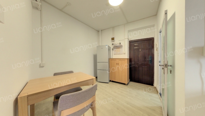 东大桥东里二手房实景图