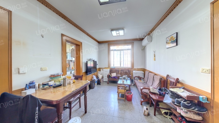 周洼新村二手房实景图