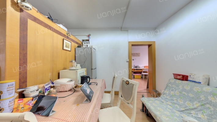 莲花新村东区二手房实景图