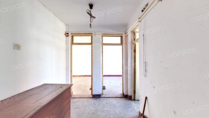 蔬菜公司宿舍/邮专宿舍二手房实景图