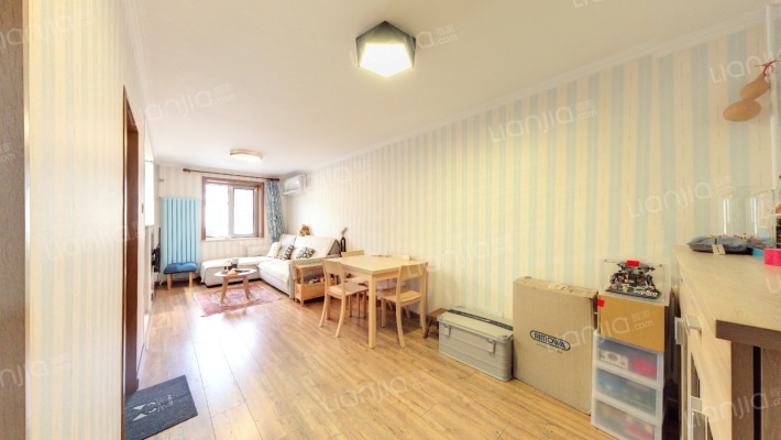 德宝新园二手房实景图