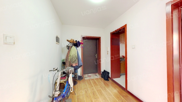 万盛理想国高迪花园二手房实景图