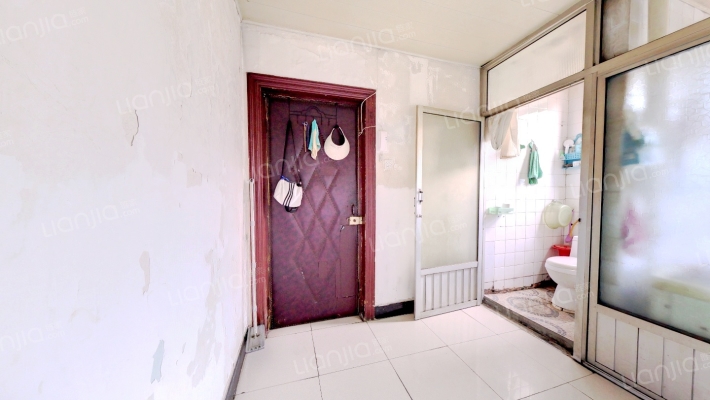 跃进路24号二手房实景图