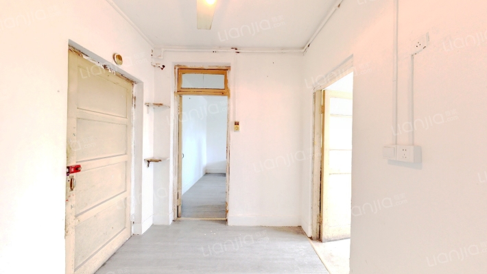 谈固小区内配第三生活区二手房实景图