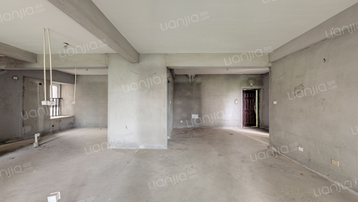 联建新苑三区二手房实景图