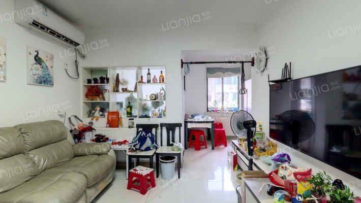 山潘四村二手房实景图