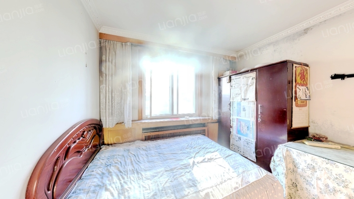 绕山路二手房实景图