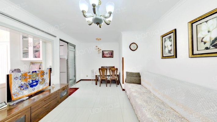 中铁国际花园二手房实景图