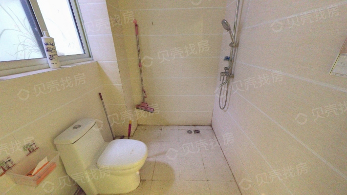 明珠港湾 位置好 品质小区 ，一室一厅，老证可按揭-卫生间