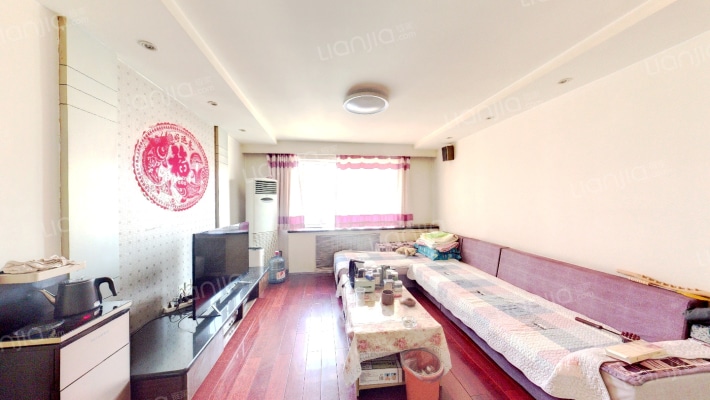 瑞江花园梅苑二手房实景图