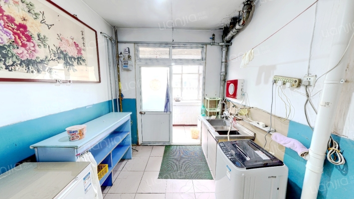 济微路111号试验机厂宿舍二手房实景图