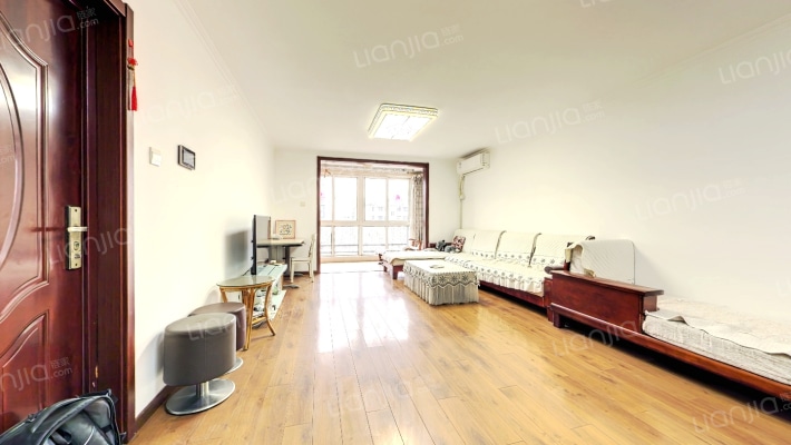 世界名园北区二手房实景图