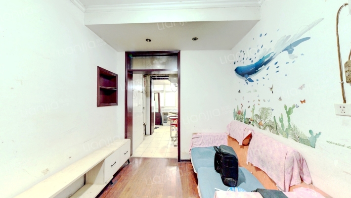 银行宿舍二手房实景图