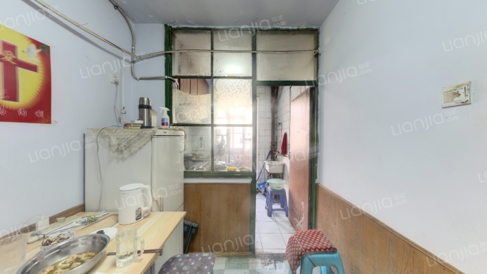 汽贸小区二手房实景图