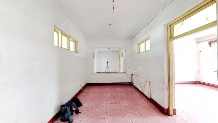 党校宿舍二手房实景图