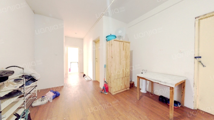 兰泾花苑二手房实景图