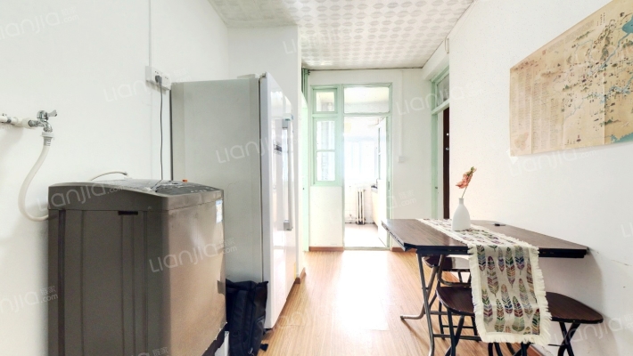 向新西里二手房实景图