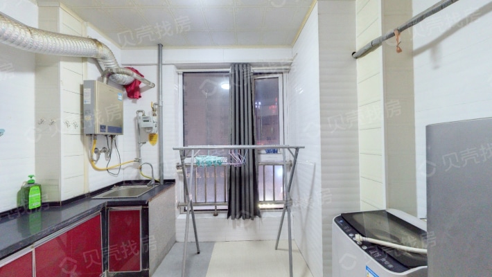 实验 二中旁 爱家公寓 精装一室 70年住宅 老证可按揭-厨房