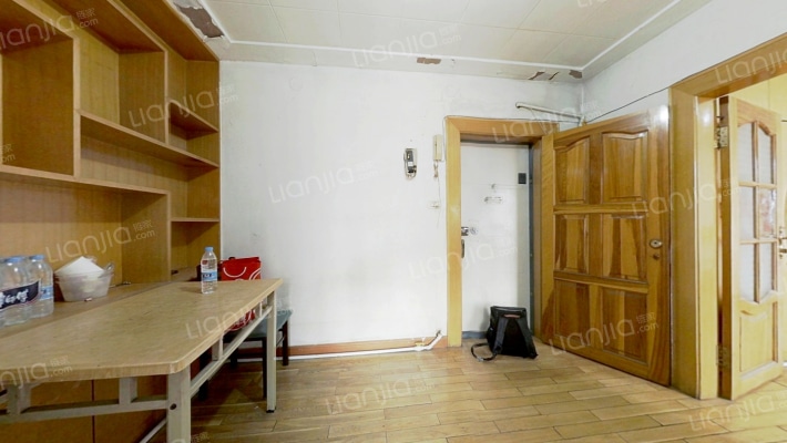 卫星路二手房实景图