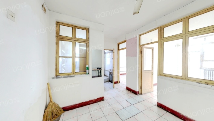 文教局宿舍二手房实景图