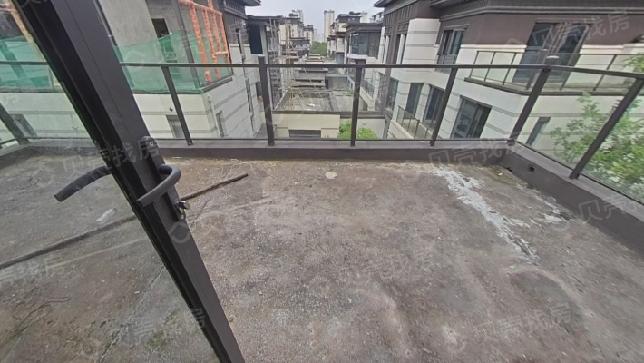 华地公元 别墅 地面三层带下室 看房方便-阳台