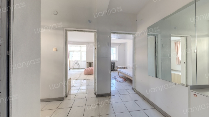 良乡中路26号院二手房实景图