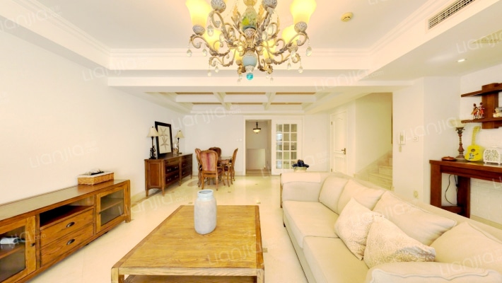 龙湖滟澜山二手房实景图