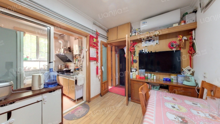 宝应路二手房实景图